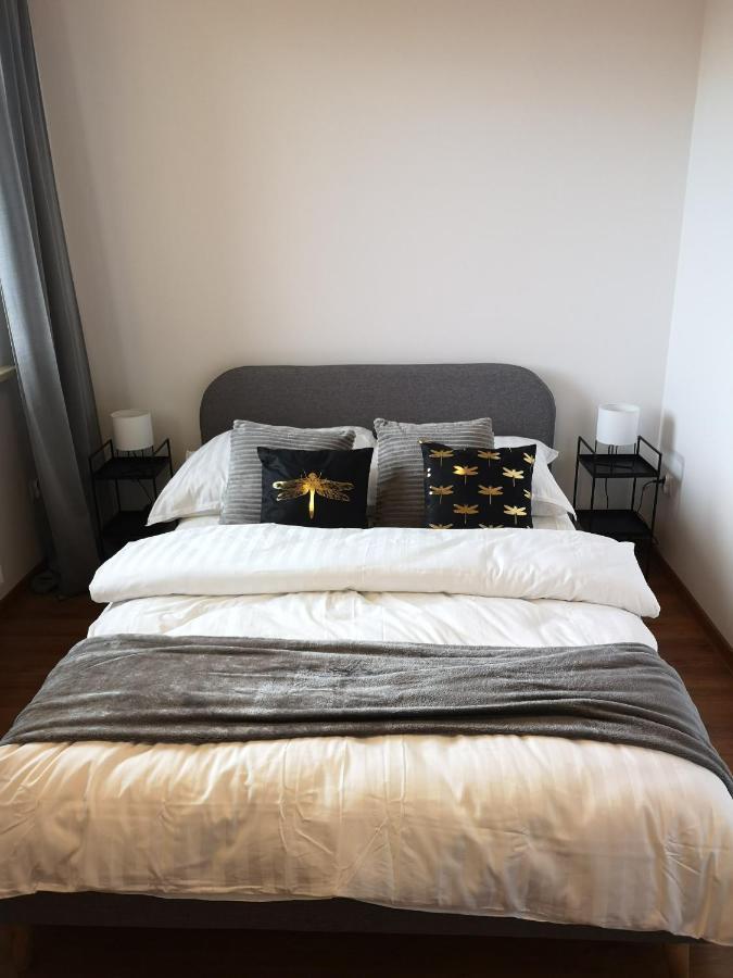 Ferienwohnung Apartament Reymonta Park Piotrków Trybunalski Exterior foto
