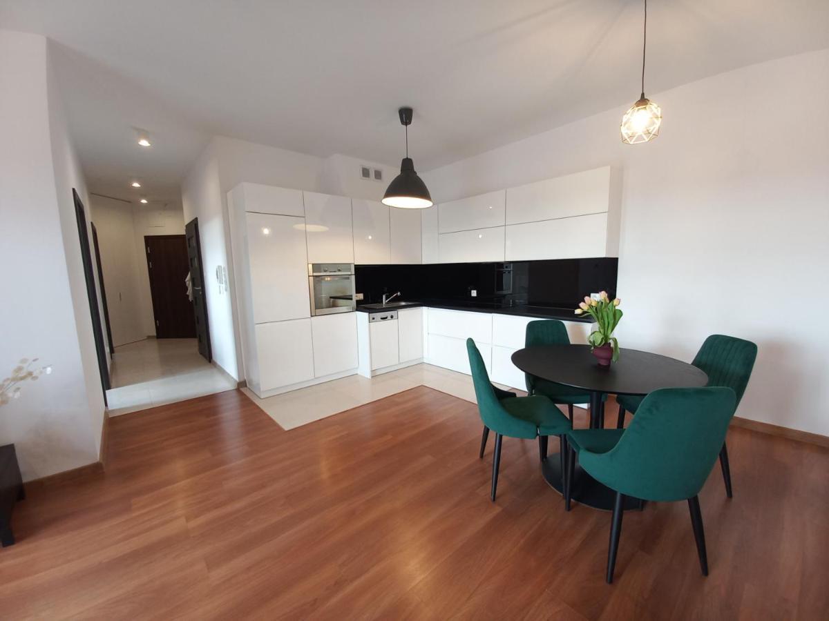 Ferienwohnung Apartament Reymonta Park Piotrków Trybunalski Exterior foto