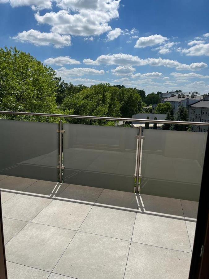 Ferienwohnung Apartament Reymonta Park Piotrków Trybunalski Exterior foto