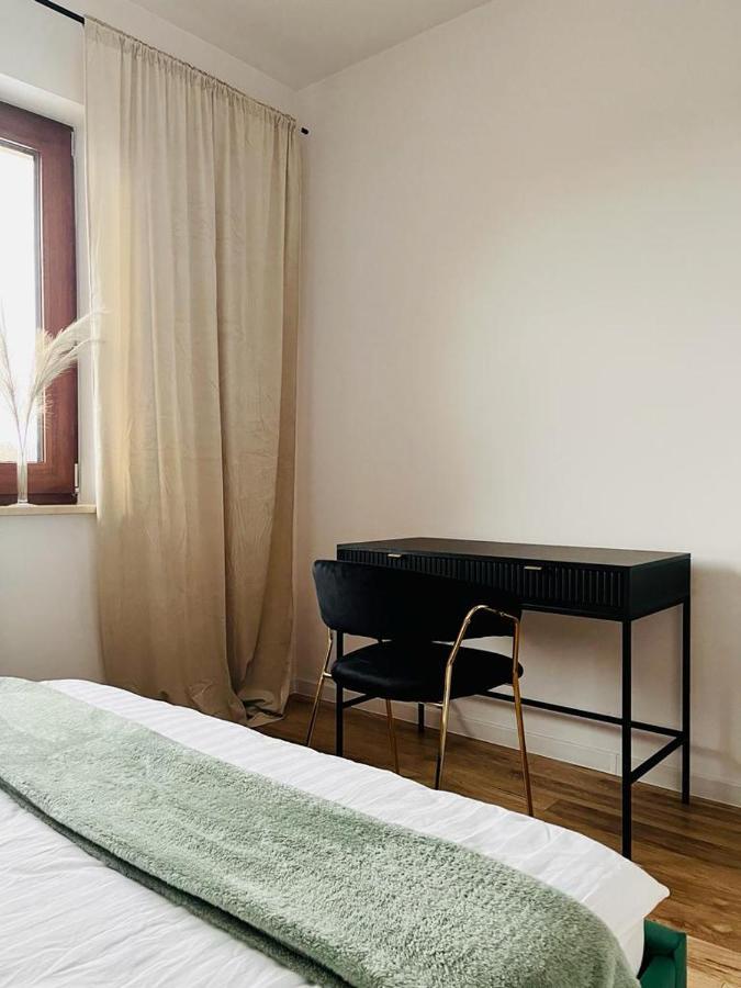 Ferienwohnung Apartament Reymonta Park Piotrków Trybunalski Exterior foto